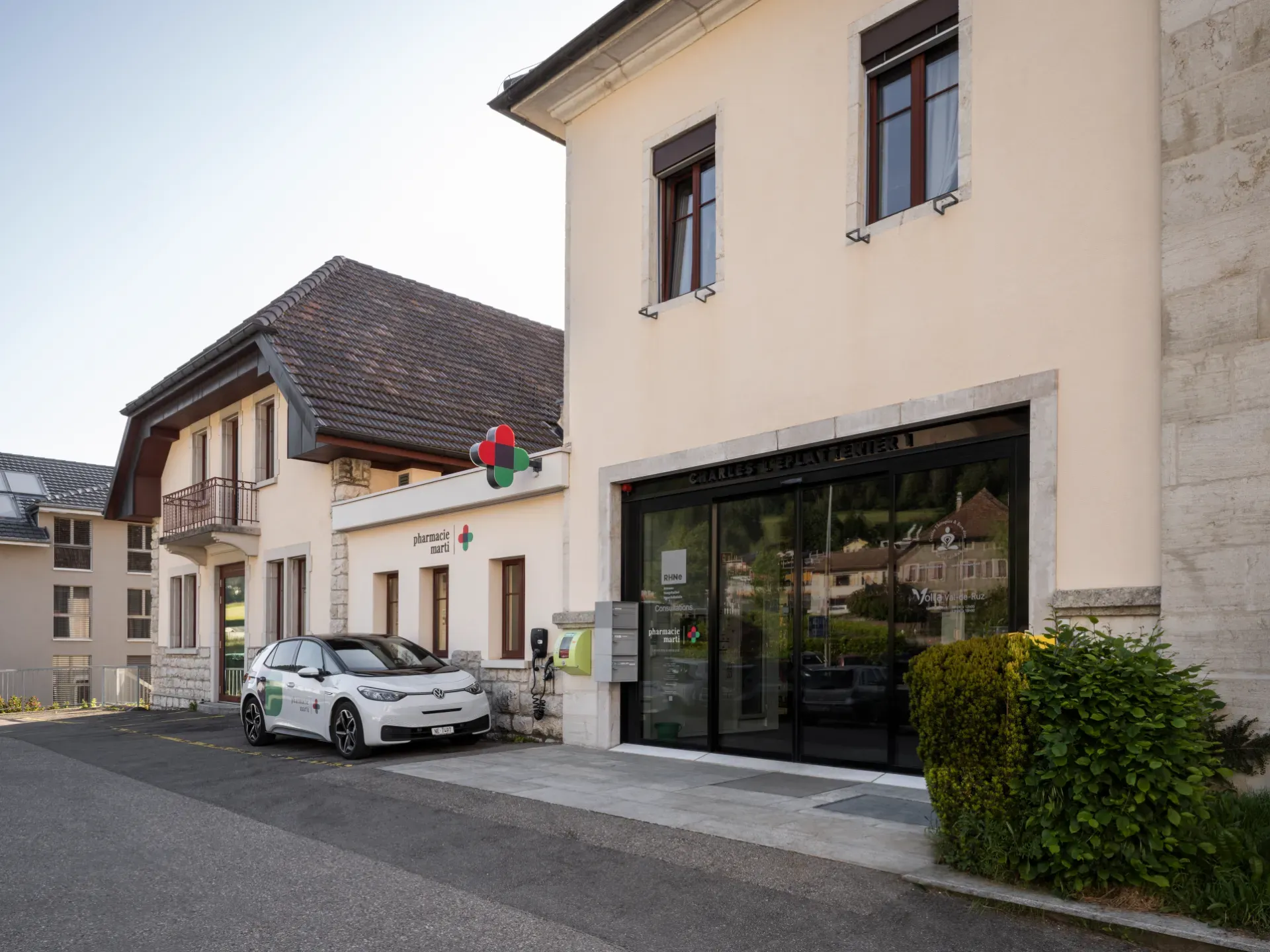 Pharmacie_Marti_Geneveys-sur-Coffrane_4